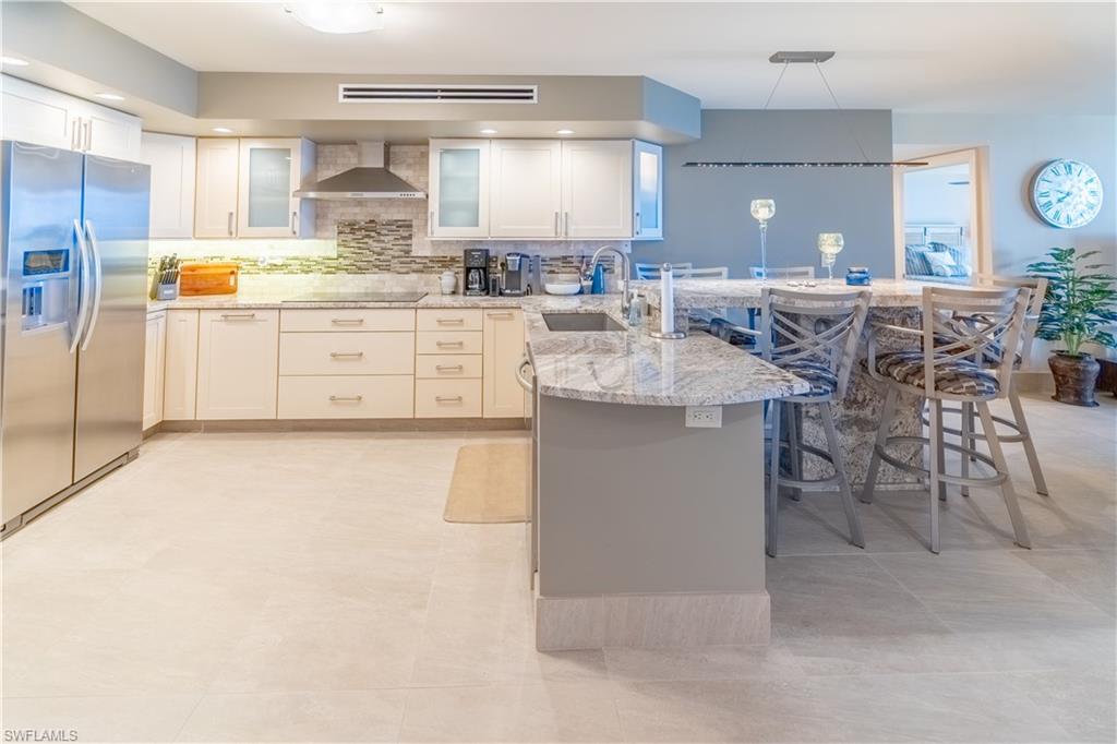 VANDERBILT TOWERS - Residential Lease