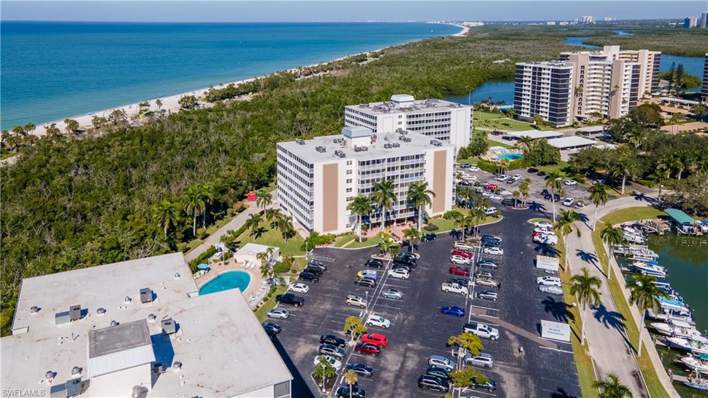 VANDERBILT TOWERS - Residential Lease