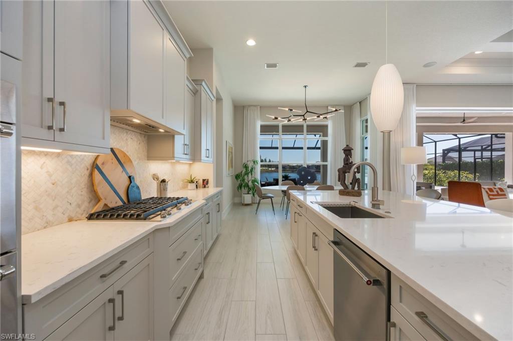 ISLES OF COLLIER PRESERVE - Residential