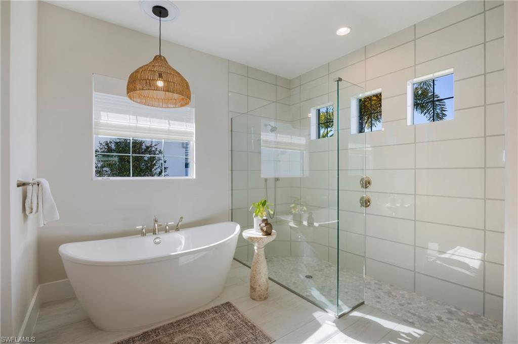 ISLES OF COLLIER PRESERVE - Residential