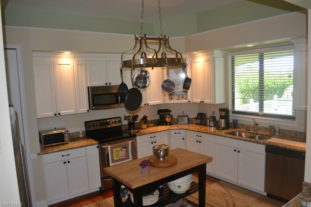 EAGLE LAKE ESTATES - Residential