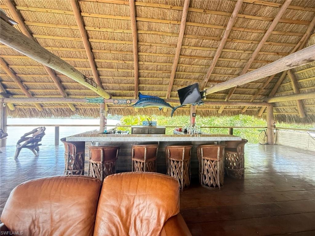 RUSSELL PARK - Residential