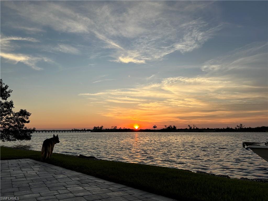 RUSSELL PARK - Residential