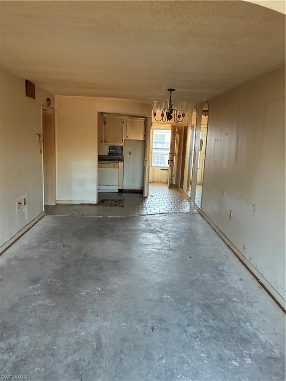 HIGH POINT COUNTRY CLUB - Residential