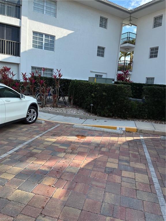 HIGH POINT COUNTRY CLUB - Residential