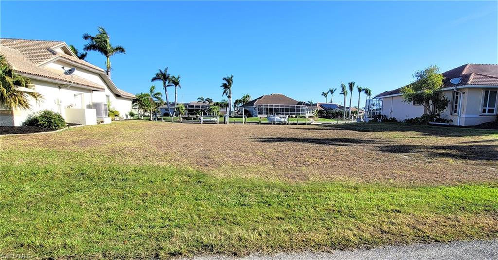 PUNTA GORDA ISLES - Land