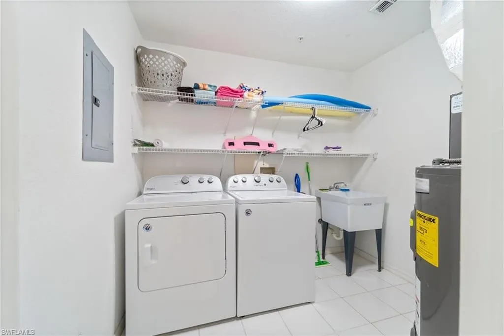 Naples, Florida 34113, United States, 3 Bedrooms Bedrooms, ,2 BathroomsBathrooms,Residential,Active,125411