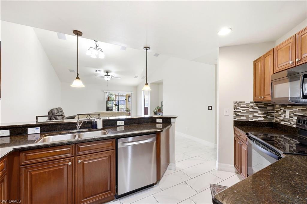 VISTANNA VILLAS - Residential