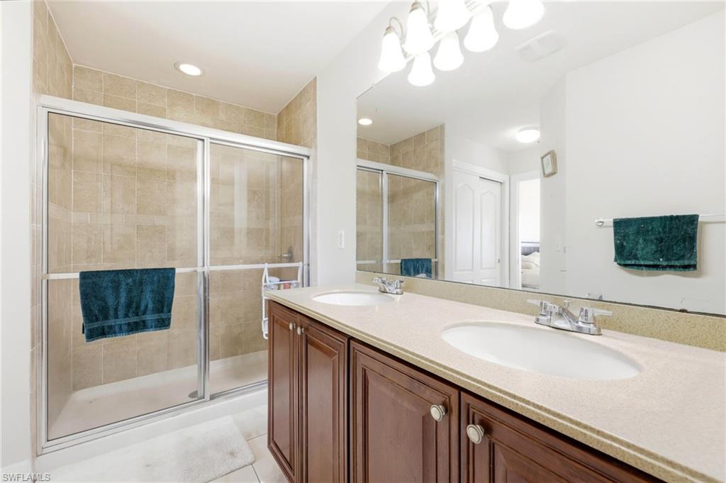 VISTANNA VILLAS - Residential