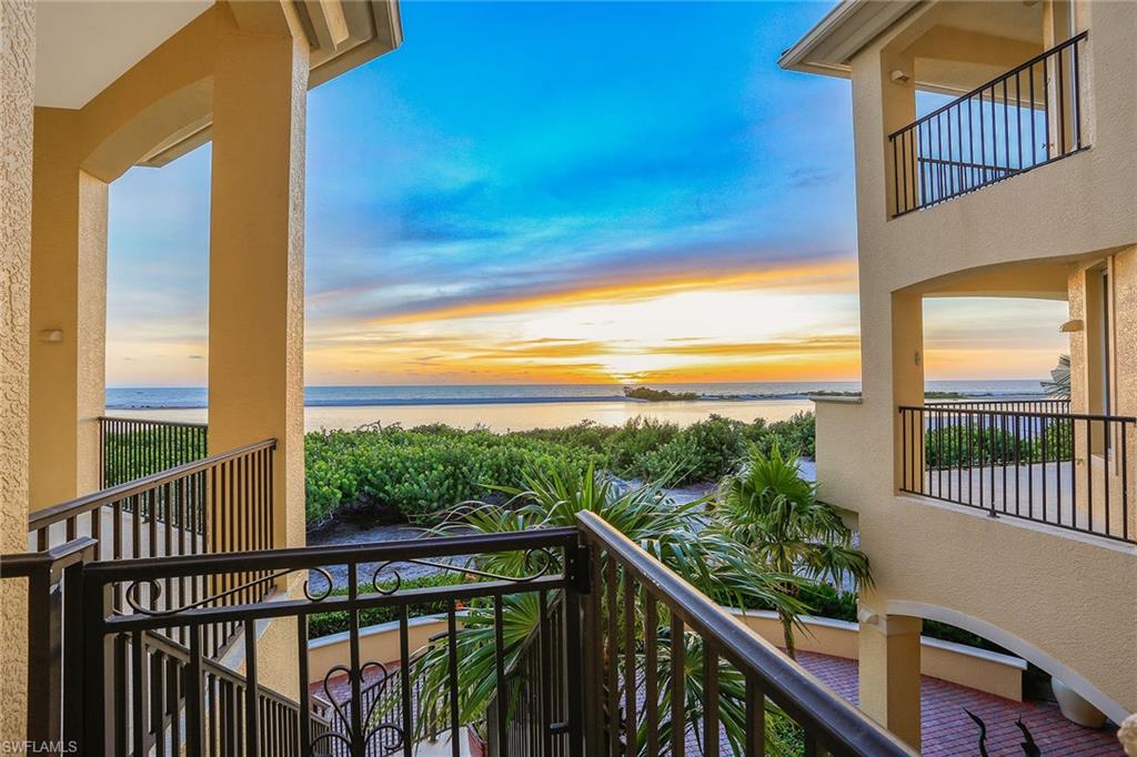 HIDEAWAY BEACH - Residential