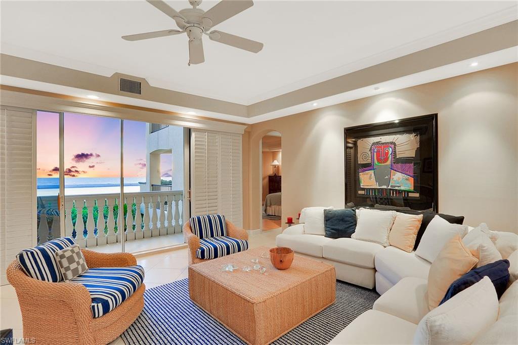 HIDEAWAY BEACH - Residential