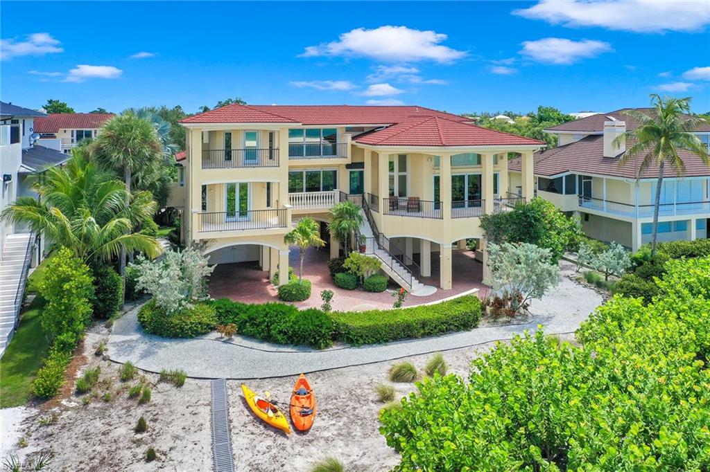 HIDEAWAY BEACH - Residential