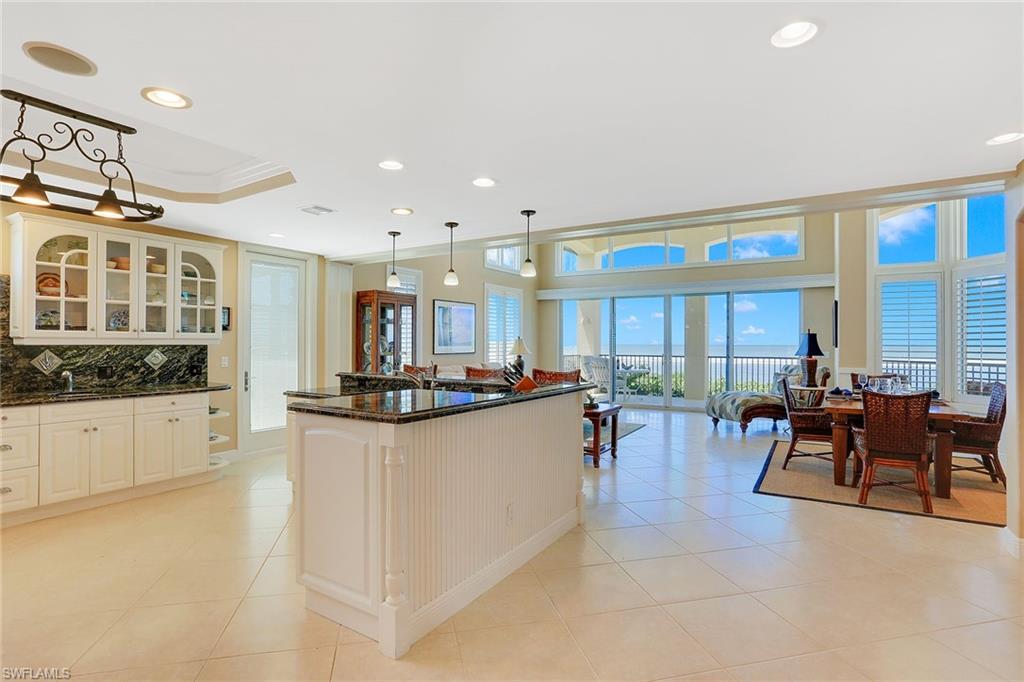 HIDEAWAY BEACH - Residential