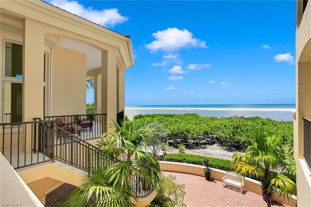 HIDEAWAY BEACH - Residential