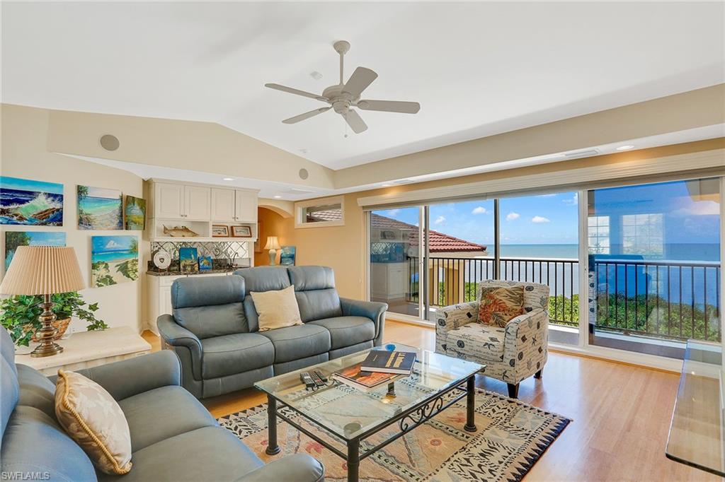 HIDEAWAY BEACH - Residential