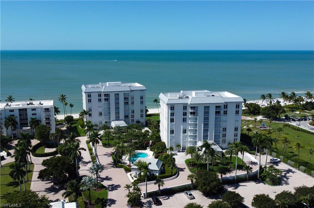 1285 Gulf Shore BLVD N 2B
