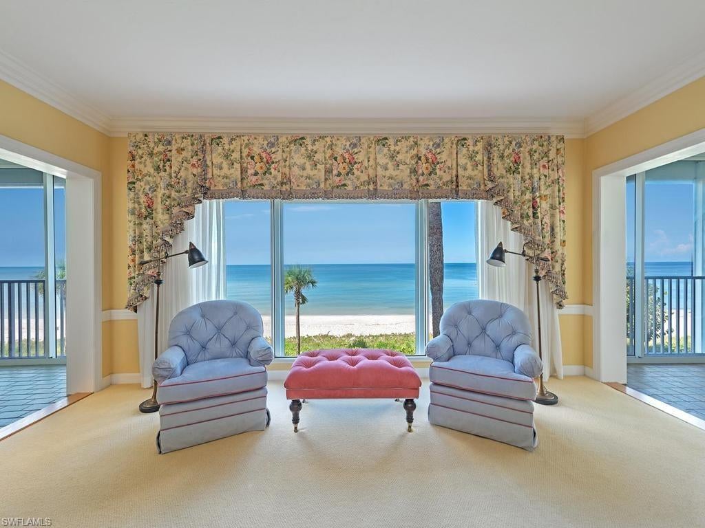 1285 Gulf Shore BLVD N 2B