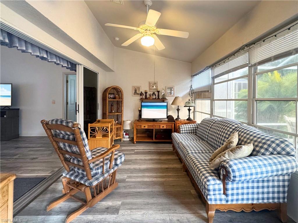 SABAL SPRINGS GOLF AND RACQUET CLUB - Residential