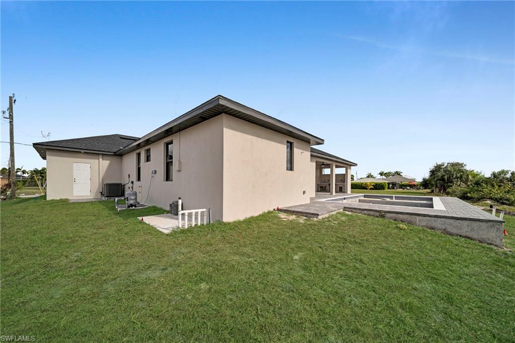 CAPE CORAL - Residential Lease