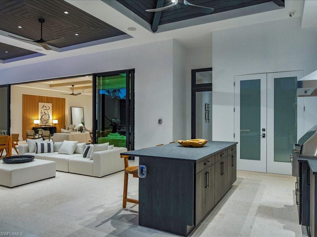 MOORINGS - Residential