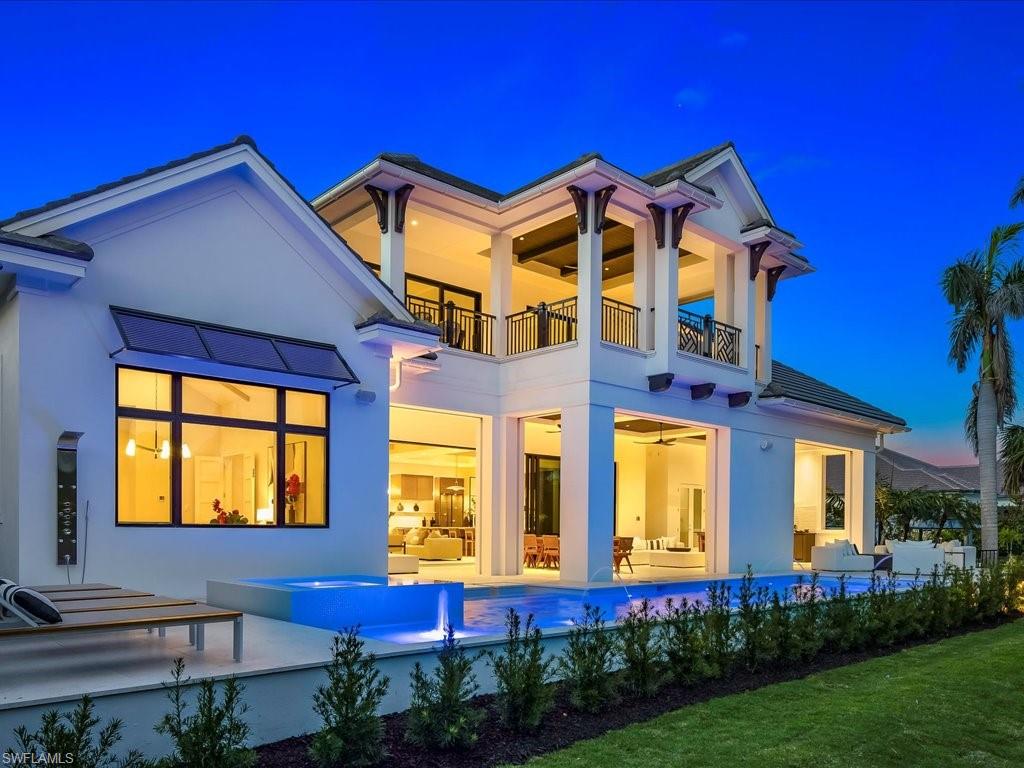 MOORINGS - Residential