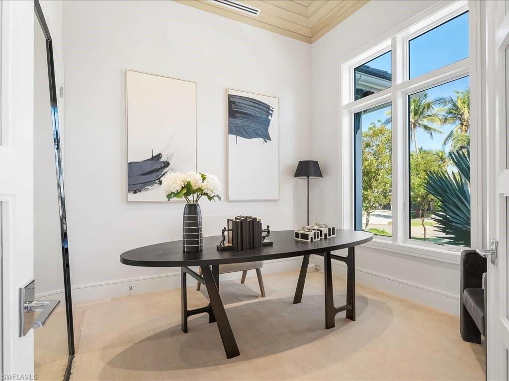 MOORINGS - Residential