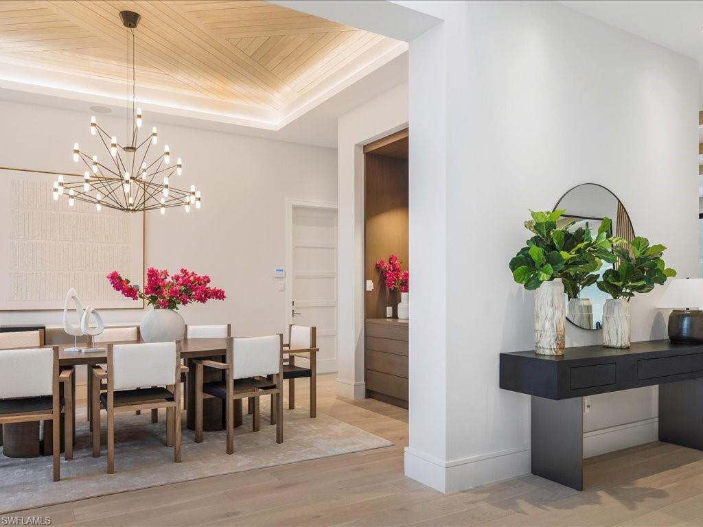 MOORINGS - Residential