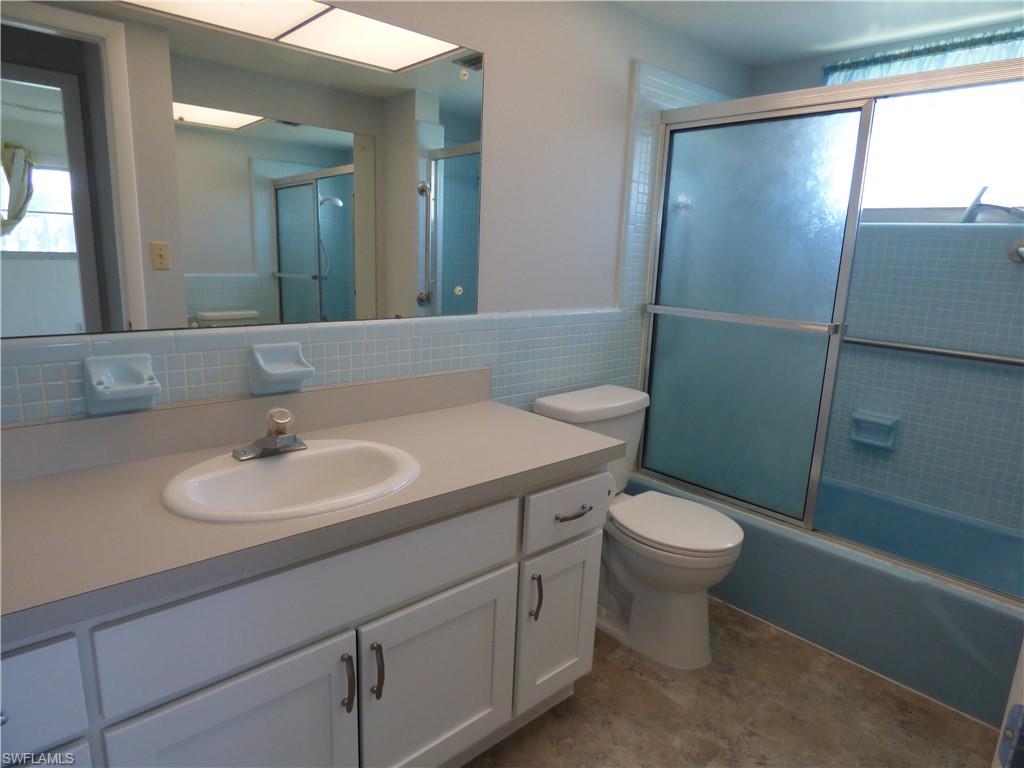 WILLOW LAKE - Residential