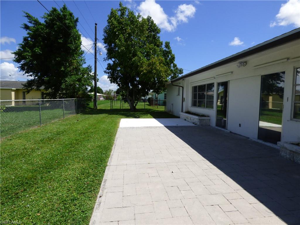 WILLOW LAKE - Residential