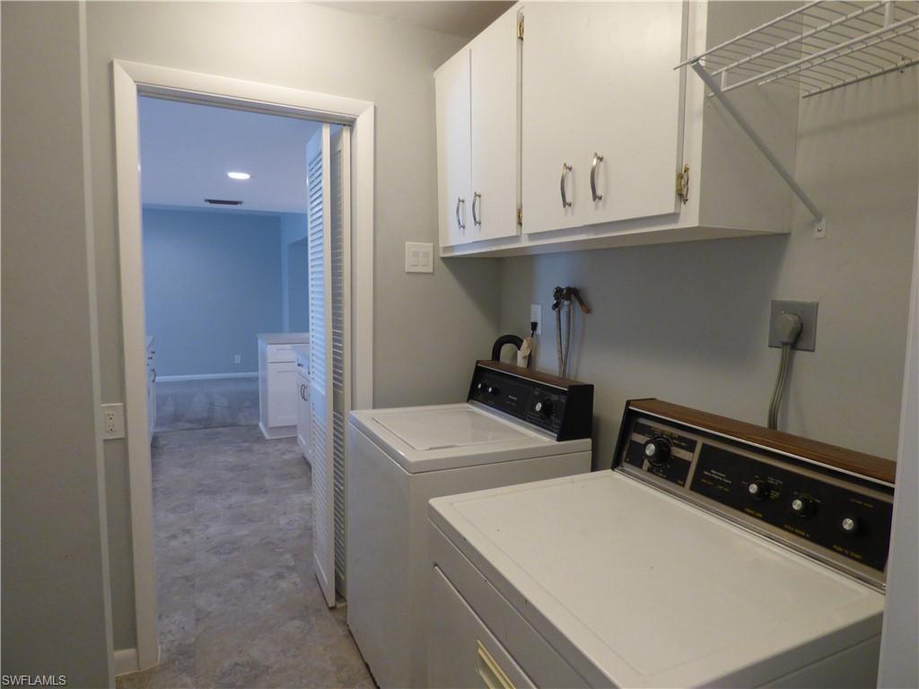 WILLOW LAKE - Residential