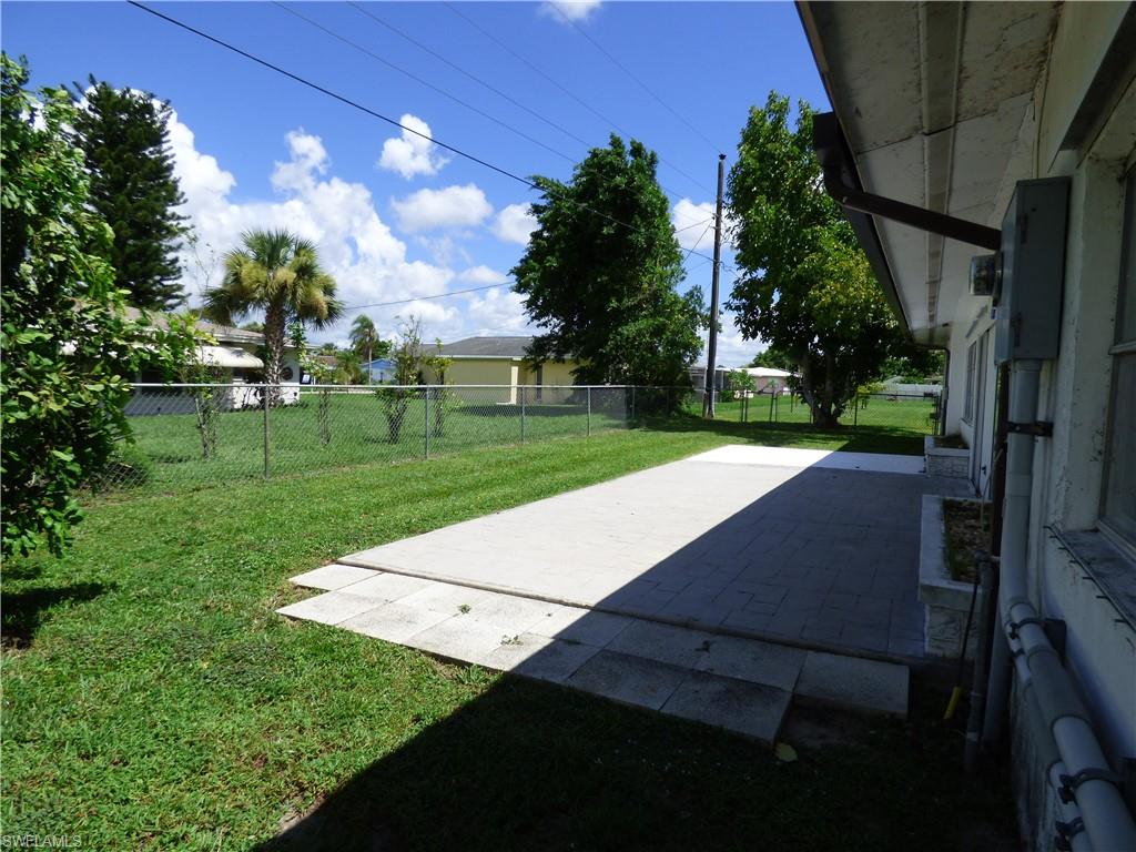 WILLOW LAKE - Residential