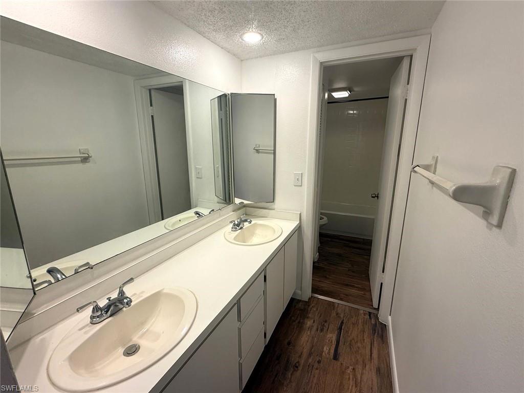 HAMLET - Residential