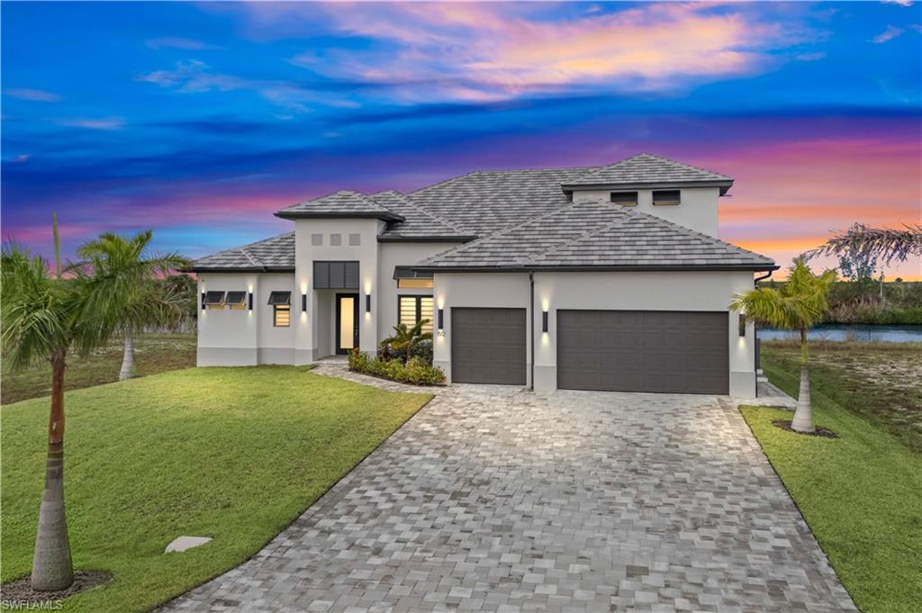 CAPE CORAL - Residential