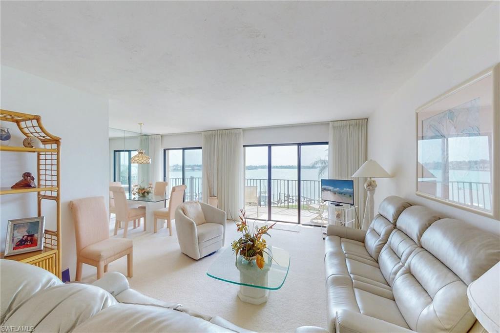 SHIPPS LANDING - Residential