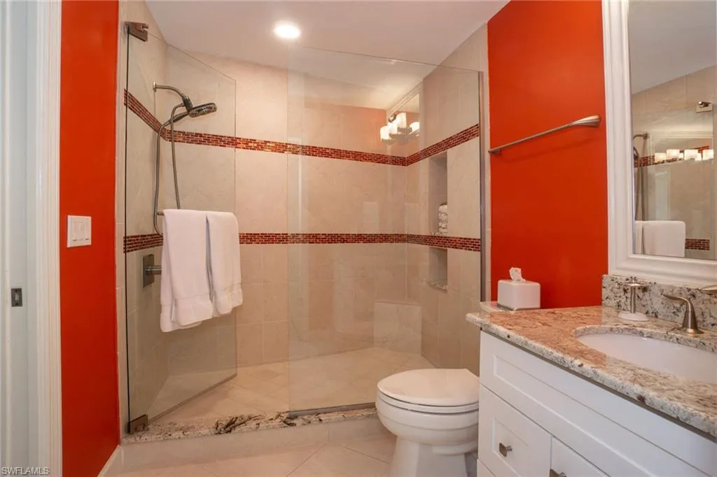 Naples, Florida 34102, United States, 2 Bedrooms Bedrooms, ,3 BathroomsBathrooms,Residential,Active,52977