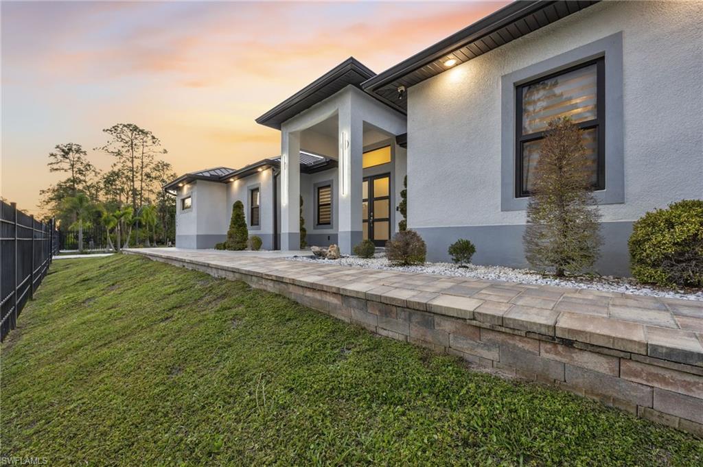 GOLDEN GATE ESTATES - Residential