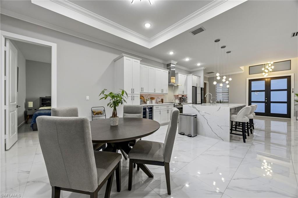 GOLDEN GATE ESTATES - Residential
