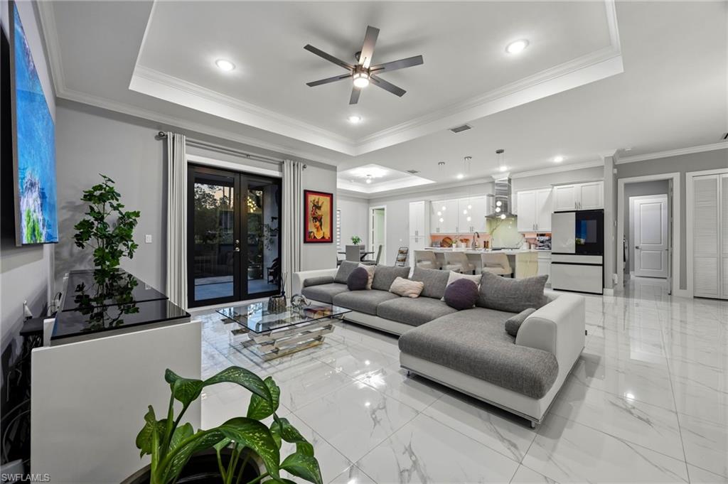 GOLDEN GATE ESTATES - Residential