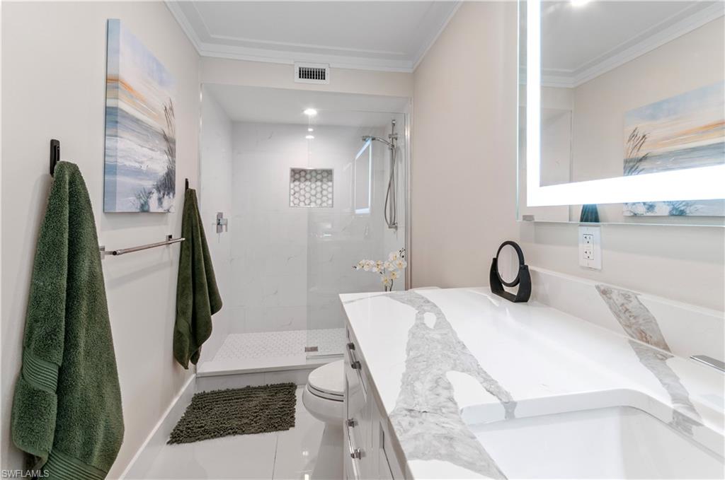 EVERGLADES CLUB - Residential