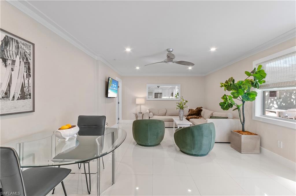 EVERGLADES CLUB - Residential