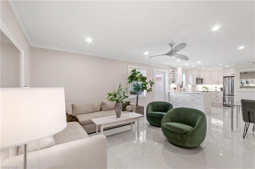 EVERGLADES CLUB - Residential