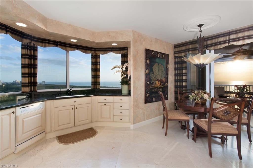 CAP FERRAT - Residential