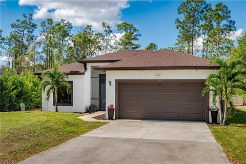 A home in NAPLES