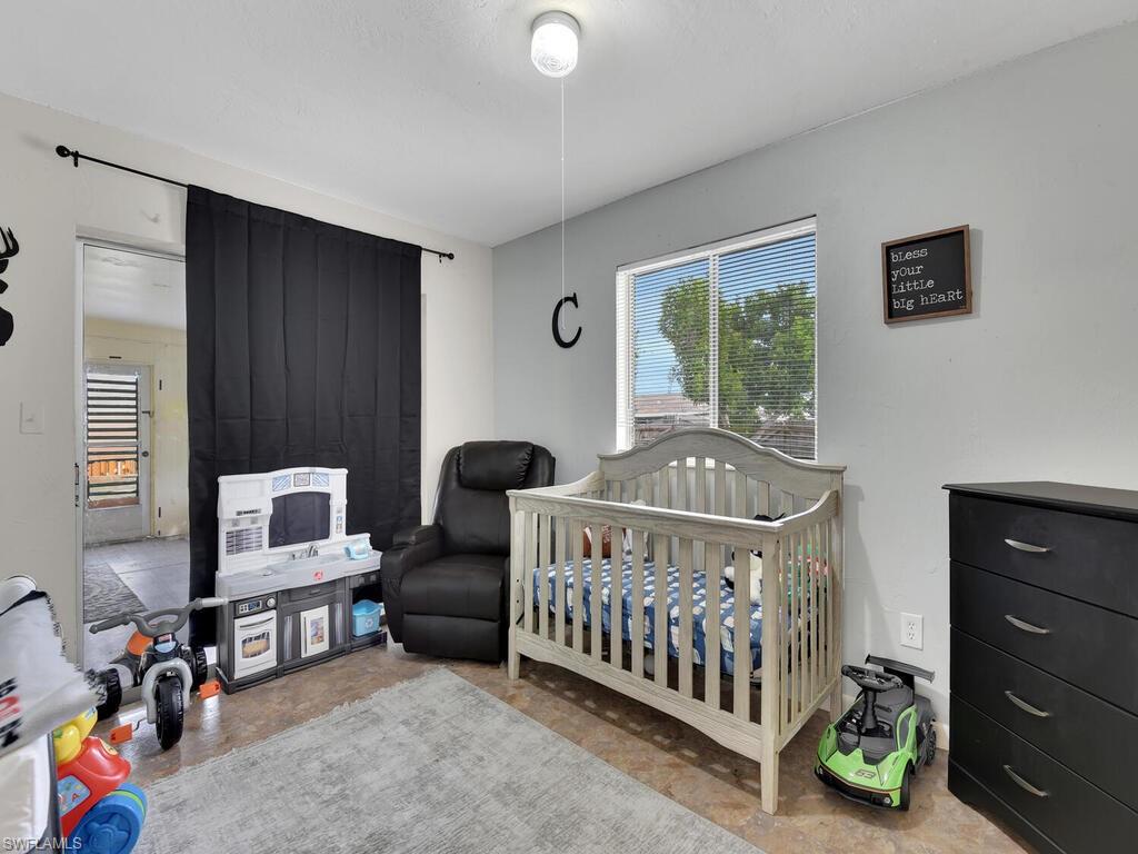 FORT MYERS - Residential