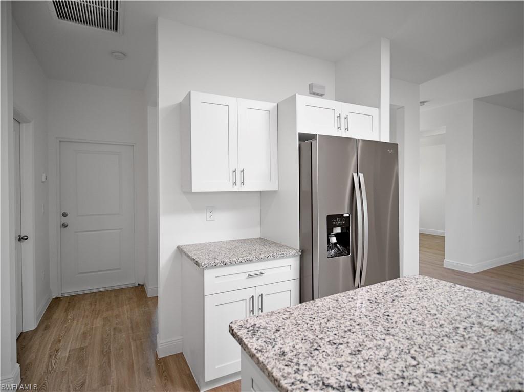 PORT LABELLE - Residential Lease