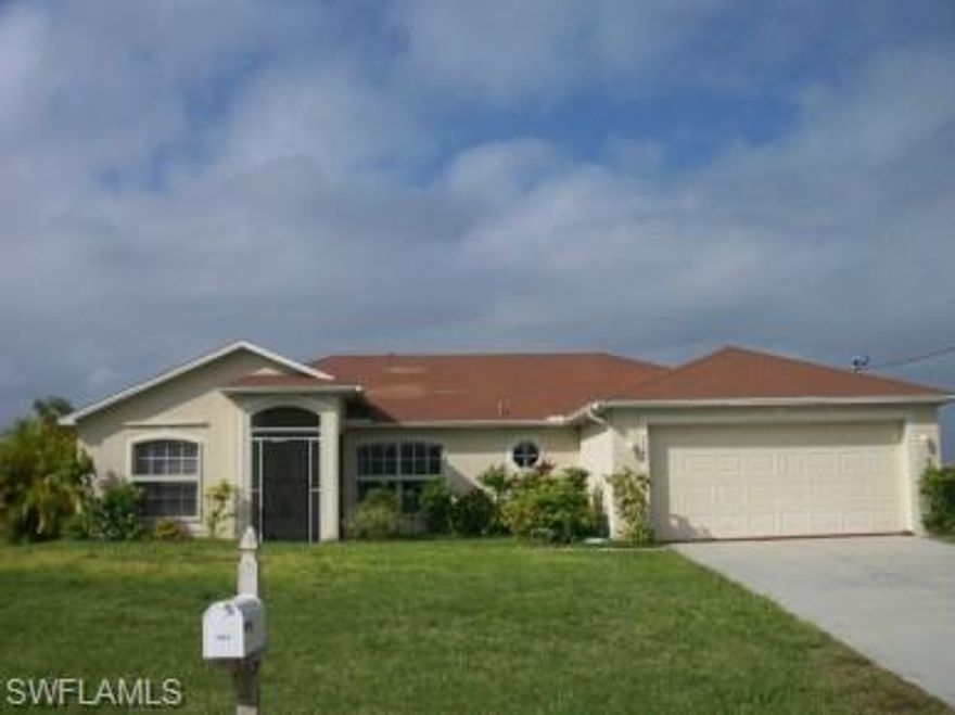 NW Cape Coral Gulf Access Home – Original Owner! This spacious home features a large great room, formal dining area, and a screened lanai perfect for enjoying the Florida sunshine. The main bathroom boasts dual sinks, and decorative pillars add an elegant touch throughout. Washer and dryer included. Enjoy breathtaking western exposure with unobstructed views straight down the canal, plus plenty of room for a pool. Direct Gulf access makes this home a boater’s dream!  Set up an appointment for your private viewing today!