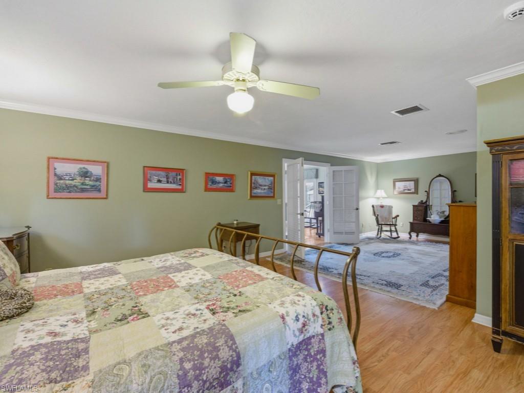 LIVINGSTON WOODS - Residential