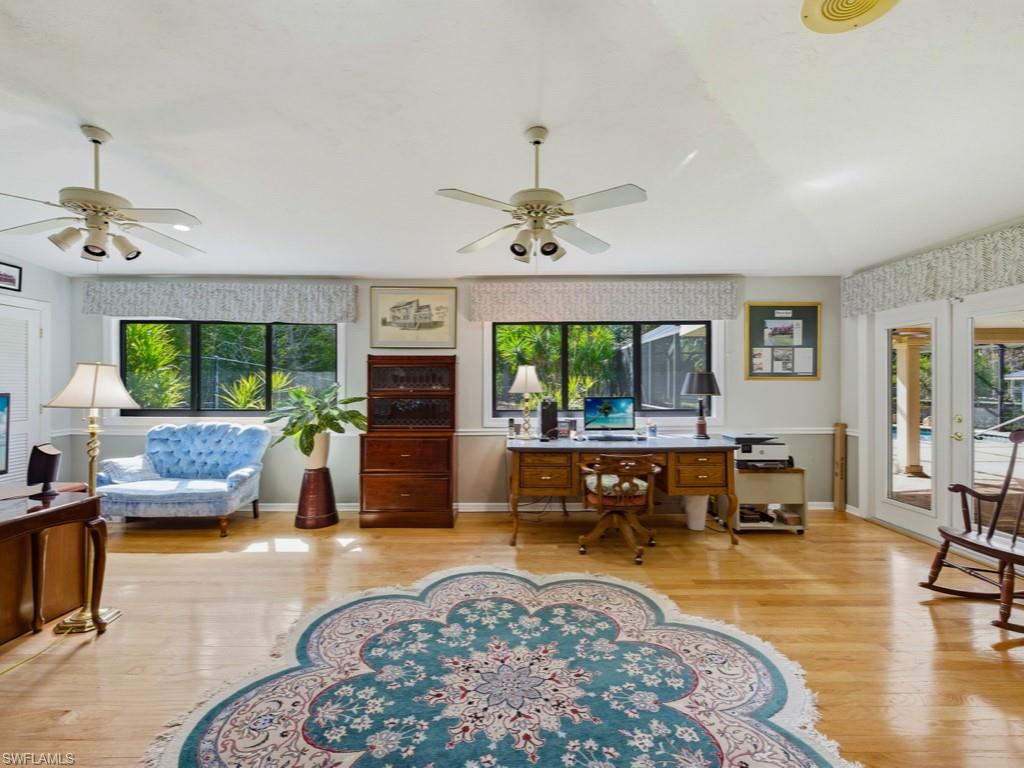 LIVINGSTON WOODS - Residential