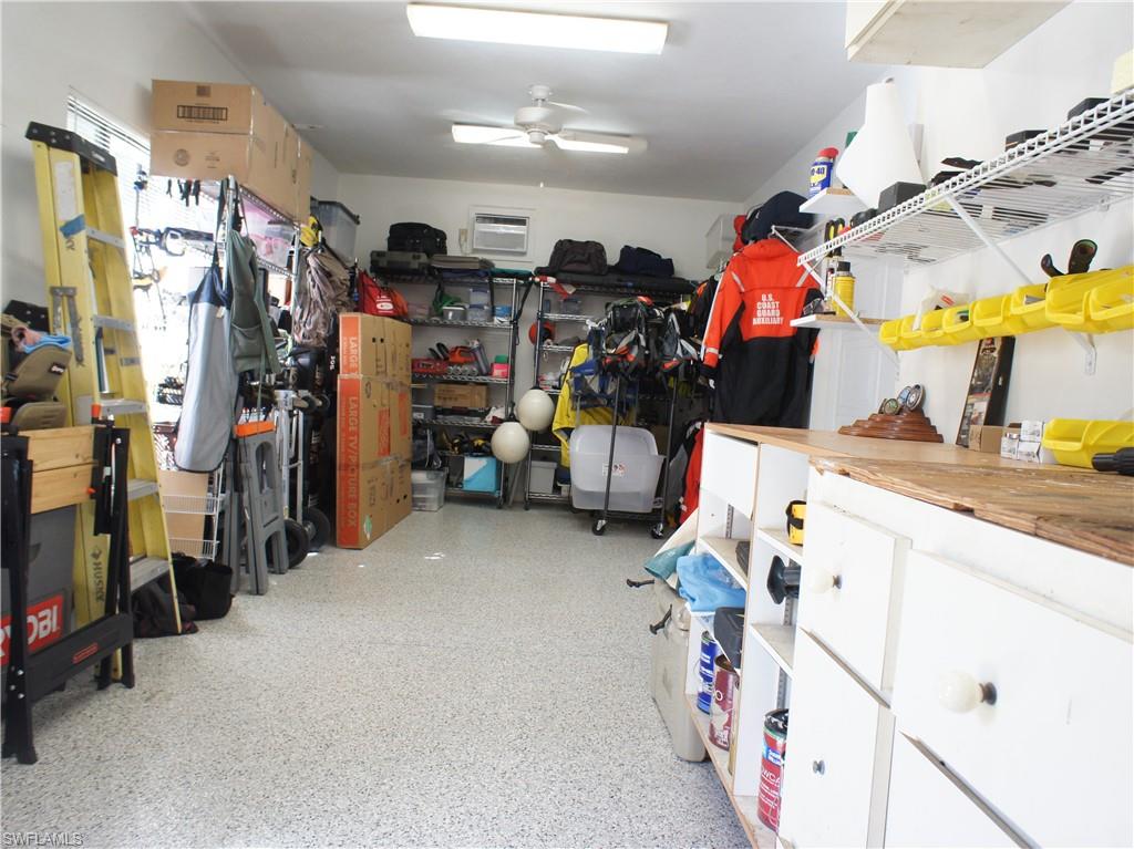 LIVINGSTON WOODS - Residential