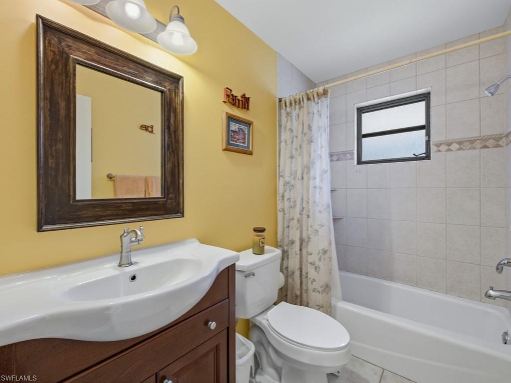 LIVINGSTON WOODS - Residential